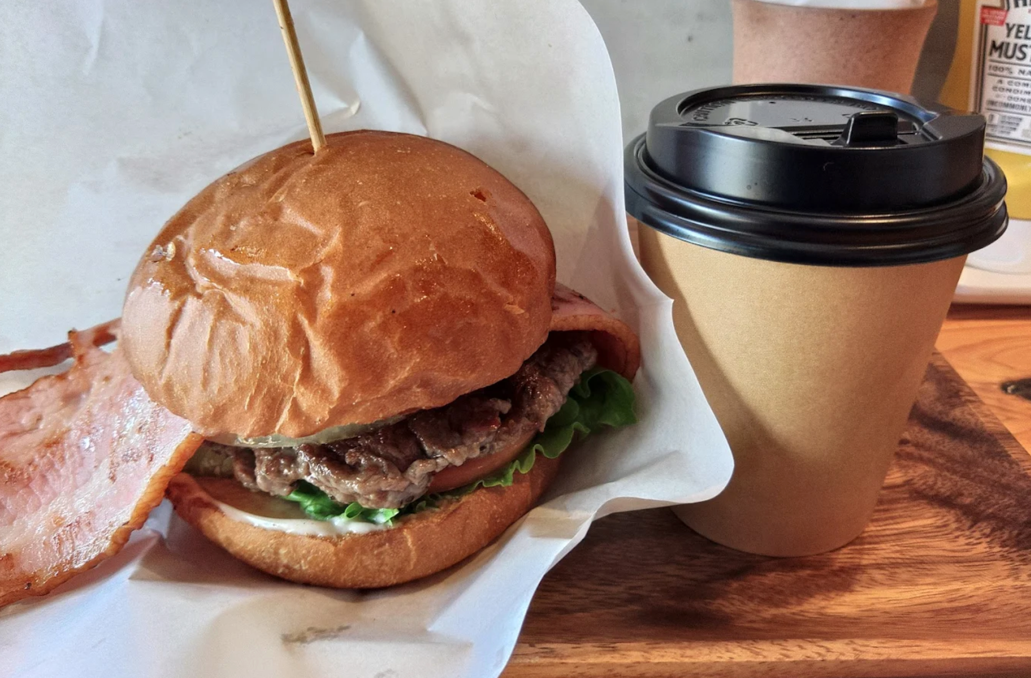 Burger FIRSTの紹介画像