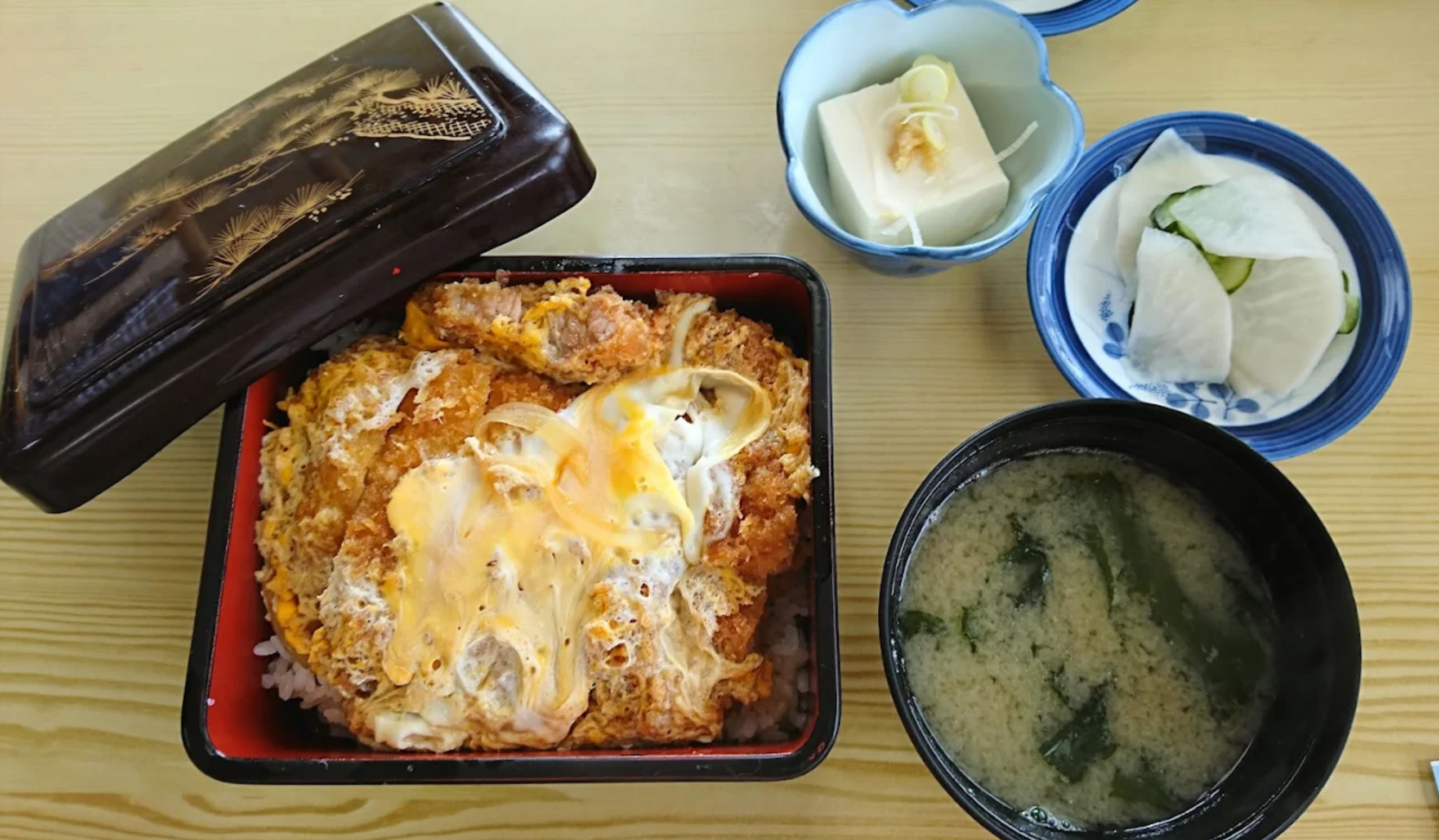 とんかつとんとんの紹介画像