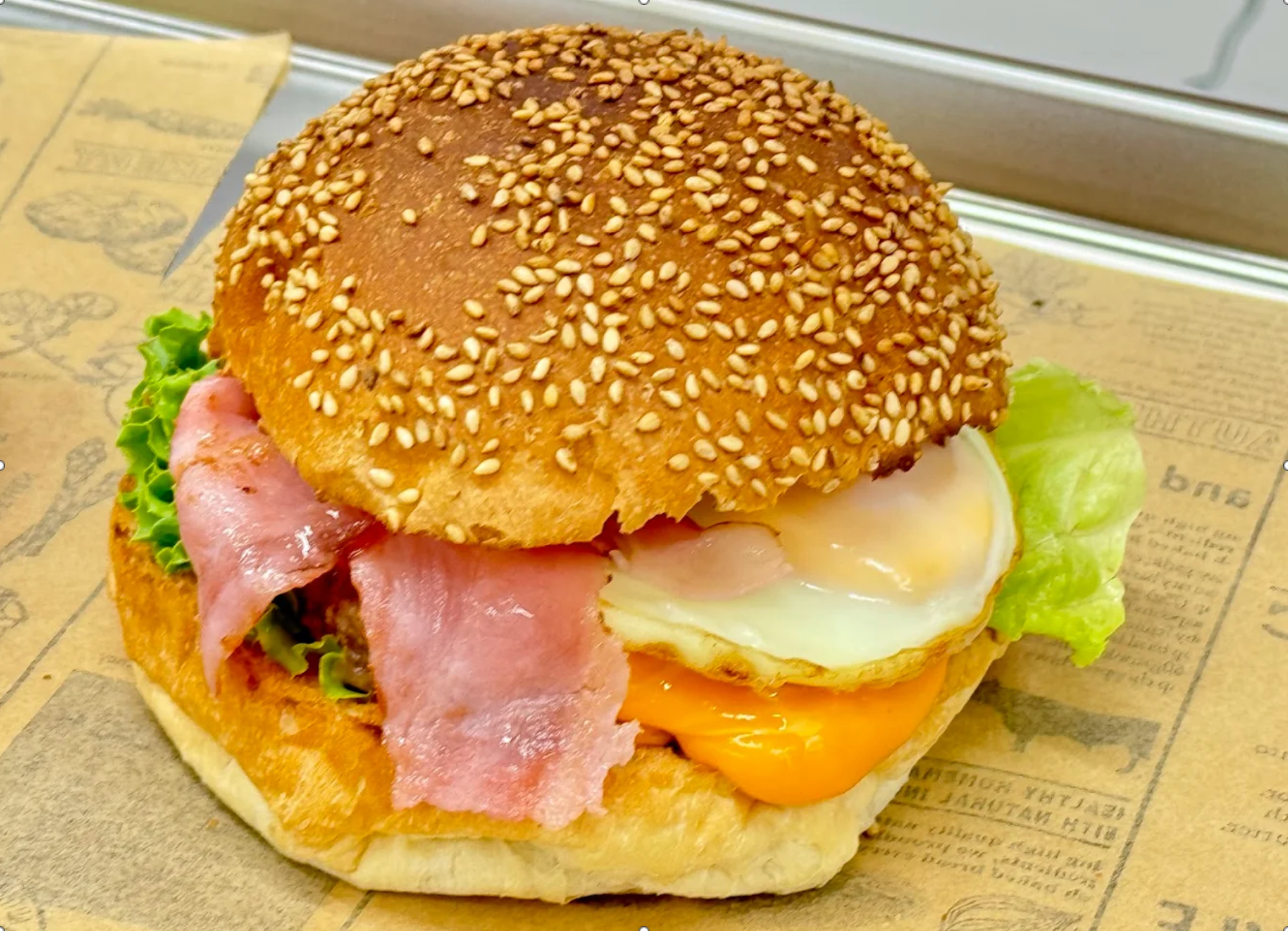 伏姫BURGERの紹介画像